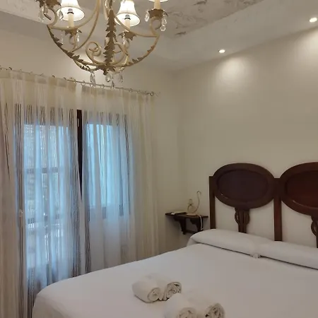 Comares 山林小屋